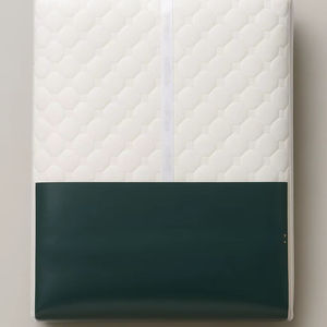 Protège-matelas matelassé en mélange de coton imperméable pour la maison et l'hôpital – Housse de protection respirante - Product Image 1