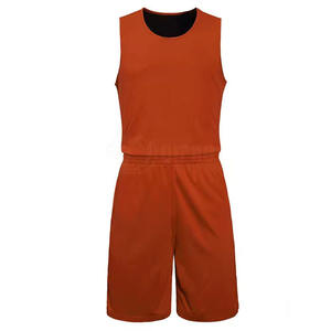 Ensembles uniformes de basket-ball imprimés personnalisés respirants de haute qualité vêtements d'entraînement de grande taille livraison rapide fabriqué à bas prix - Product Image 1