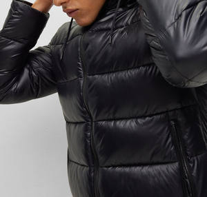 Manteau d'hiver chaud confortable et élégant, rembourrage gonflé à capuche personnalisé réfléchissant pour l'extérieur - Product Image 3