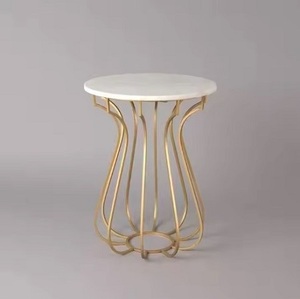 Tables en fil métallique personnalisées de différentes tailles, métal fini brillant OEM/ODM, supportant les commandes en gros, tables de bienvenue très exigeantes - Product Image 5