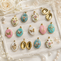 Pendentif médaillon ovale en émail personnalisé OEM ODM, couleurs et motifs personnalisés, fabricant de bijoux à marque privée
