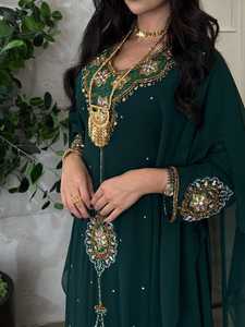 ชุดเดรสยาวแบบอาบายะประดับลูกปัดทำมือสำหรับผู้หญิง แบรนด์ Awaais House ไซส์พลัส น้ำหนักเบา เหมาะสำหรับงานอีด ละหมาด รอมฎอน งานแต่งงาน - Product Image 3