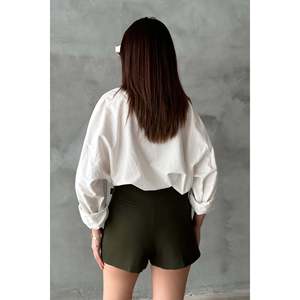 กระโปรงสั้นสีกากีแบบมีกระดุม - สีกากี - Product Image 5