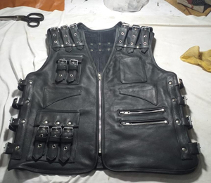 เสื้อแจ็คเก็ตพัฟเฟอร์ผู้ชายคุณภาพพรีเมียมราคาประหยัด มีฮู้ด ป้องกันแบคทีเรีย ไนลอน สไตล์ลำลอง พร้อมโลโก้ด้านหน้า แบบเสื้อกั๊กสำหรับขี่มอเตอร์ไซค์ - Product Image 4