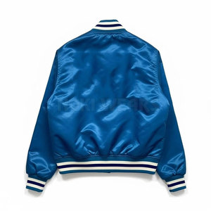 แจ็กเก็ตผ้าซาตินสำหรับผู้ชายแจ็กเก็ตเลตเตอร์แมนคุณภาพสูงออกแบบได้ตามต้องการ - Product Image 2