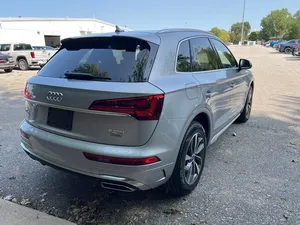 2024 Audi Q5 45 S line Premium PLUS - Product Image 4