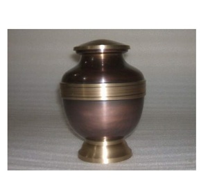 โกศสำเร็จรูปสีดำและสีทองอันเป็นเอกลักษณ์ของชาวยุโรป2023โกศโลหะหรูหราสำหรับอุปกรณ์งานศพ - Product Image 5