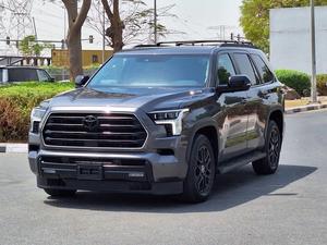 TOYOTA SEQUOIA 4WD HÍBRIDA 2024 de aspecto elegante, 8 plazas, 4WD estándar en muchas versiones, transmisión automática de 10 velocidades - Product Image 3