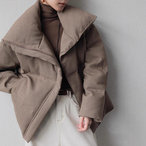 <b>Winter</b> <b>Waterproof</b> Breathable Canvas Short Puffer Coat with Adjustable Shoulder Straps Fashionable Hooded Quilted <b>Jacket</b> - Product Image 4