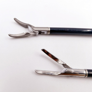 Pince de coagulation bipolaire laparoscopique électrique (acier inoxydable de haute qualité) pour les flux de travail mains libres des chirurgiens - Product Image 4