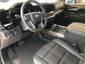 2024 nuova CHEVROLET SILVERADO V8 4x4 trazione alta paese 426hp automatico CVT SUV trasmissione - Product Image 2