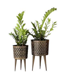Jardinière de fleurs décorative en finition dorée Jardinière métallique décorative d'extérieur sur mesure Style tendance Jardinière de sol - Product Image 6