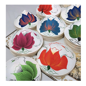 Chapeau conique vietnamien en feuilles de palmier et bambou, uni, imperméable, avec sangle de maintien, coloré / Chapeau conique vietnamien en feuilles de palmier et bambou - Product Image 2