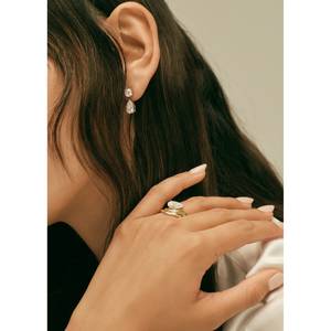 Anillo de Diamantes Kira con Corte de Pera - Product Image 5