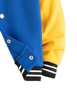 Vestes en laine pour femmes Patches chenille personnalisés Broderie Manches en laine véritable Veste Letterman Varsity Crop Jacket - Product Image 4