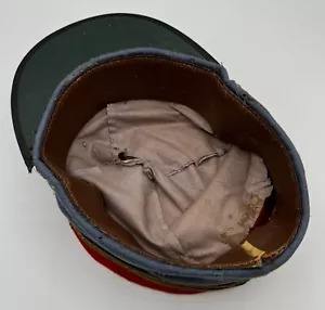 Chapeau français gris chic avec feutre doux et élégance intemporelle Nouveau Kepi français rouge de la plus haute qualité - Product Image 2