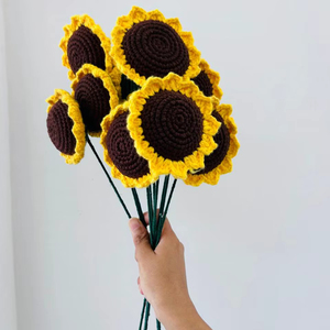 ช่อดอกไม้โครเชต์ ช่อดอกทานตะวันโครเชต์ทำมือ ช่อดอกไม้โครเชต์สำหรับวันเกิด วันครบรอบ วันรับปริญญา - Product Image 1