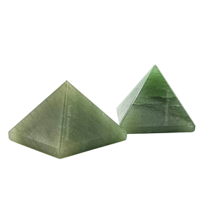 Fabriqué à la main vert Aventurine pyramide cristal de guérison naturel énergie méditation pierre précieuse artisanat poli pierre semi-précieuse pour - Product Image 3