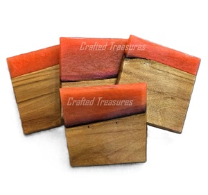 Résine époxy standard et sous-verres ronds et carrés en bois avec caboteur en résine fait main de style cadeau attrayant disponible pour l'exportation - Product Image 5