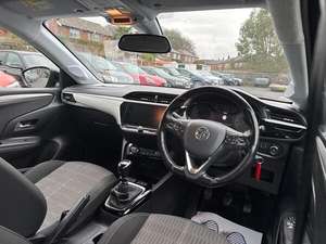 Vauxhall Corsa USADO con Volante a la Izquierda/Derecha - Product Image 3