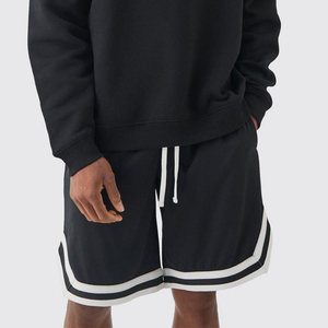 Venta al por mayor de diseño personalizado de gran tamaño Varsity Sudadera con capucha y baloncesto corto conjunto de gimnasio y ropa de entrenamiento de los hombres Sudadera con capucha y pantalones cortos conjunto - Product Image 5