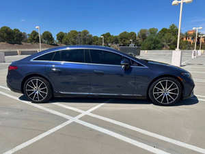 Limpieza prístina 2023 Mercedes-Benzz EQS 580 4MATIC - Product Image 4