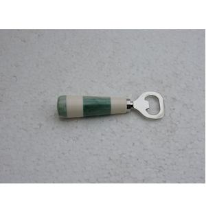 Increíble Abridor de Botellas Vintage de Metal y Resina de Diseño de Lujo con Detalles, Perfecto para Accesorios de Bar con Estilo - Product Image 3