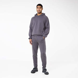 Conjuntos Deportivos Minimalistas al por Mayor, Sudadera con Capucha y Pantalones Deportivos, Ropa Deportiva Transpirable y Elegante, Fabricante y Proveedor de Ropa Masculina Personalizada OEM - Product Image 4