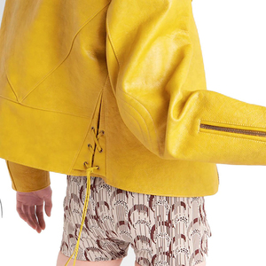 Veste en cuir souple pour femme avec un look quotidien élégant, design élégant, matière extérieure lisse, doublure en nylon, imperméable et respirante - Product Image 4