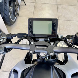 Motocicleta ZONTES ZT 125 U Usada con Motor de Gasolina/Eléctrico de 4 Tiempos y 250cc - Product Image 3