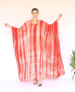 Nuevo caftán de rayón elegante de estilo de diseñador pesado con estampado Hit Tye and Dye y tamaño libre disponible hasta el tamaño más grande para ropa de mujer - Product Image 3