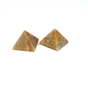 Pyramide de Guérisseur d'Or Pyramide de Cristal de Quartz Naturel pour la Méditation Énergétique Feng Shui Pierre Semi-Précieuse Artisanat - Product Image 1