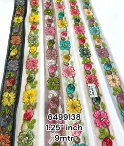 Fleurs sur mesure brodées en neuf couleurs sur tissu de base noir à des fins diverses en taille de 2 pouces de largeur pour la vente - Product Image 3