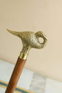 Canne en bois naturel avec poignée finition argentée Vente en gros en usine - Product Image 2