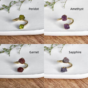 Bague vintage en argent sterling, mélange de pierres précieuses brutes, fabrication artisanale, réglable, sertie de pierres précieuses, plaquée électrolytiquement, certifiée IGI, HARI OM CREATIONS - Product Image 4