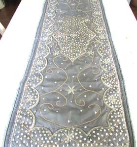 Napperon perlé Chargeur rond fait à la main pour salle à manger de luxe et décor de vacances Pièce unique perlé à la main, napperon, pendaison de crémaillère - Product Image 3