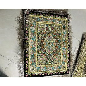 Alfombra Zari Art con piedras Alfombra India hecha a mano de alta demanda para exhibición étnica y regalos tradicionales - Product Image 1