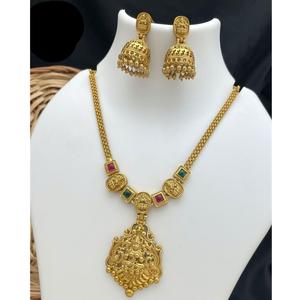 Ensemble de bijoux de temple de qualité supérieure antique avec pendentif Lakshmi pour mariage et tenue traditionnelle ensemble de mariage en or - Product Image 1