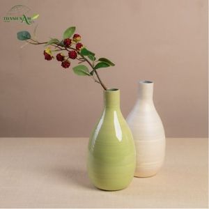 Vase de table en bambou enroulé Art Déco fait à la main - Décoration écologique et durable pour les intérieurs modernes - Product Image 1