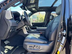 NUEVO Toyota Sequoia Platinum 2026, SUV Híbrido de Tamaño Completo, 3 Filas de Asientos, 5.5L, 41,465 KM, 18 Plazas, Diésel, Transmisión Automática - Product Image 6