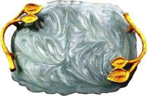 ถาดเสิร์ฟเรซิ่นทรงสี่เหลี่ยมผืนผ้า งานฝีมือเหนือกาลเวลา พร้อมหูจับสีทอง ทำด้วยมือ วาดลายด้วยมือ รูปทรงตามสั่ง สไตล์หินอ่อน ของตกแต่งบ้าน - Product Image 3