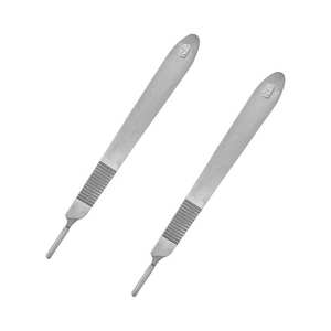 Cuchilla Quirúrgica Manual N.° 3 de Acero Inoxidable con Certificación ISO 13485 CE para Uso Médico-Quirúrgico - Product Image 2