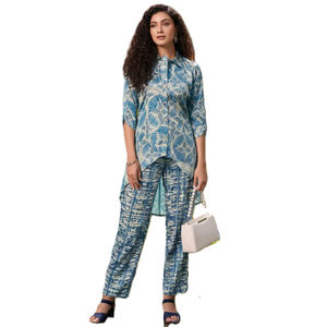 Conjunto Elegante con Estampado Floral para Mujer, Kurta Contemporánea Étnica de Corte Alto-Bajo con Pantalones y Pañuelo a Juego, Ropa de Fiesta de Poliéster de Secado Rápido - Product Image 1