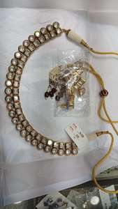 Ensemble de mariée Kundan artisanal exquis avec collier et boucles d'oreilles Bijoux en laiton pour les mariages Occasions festives - Product Image 3