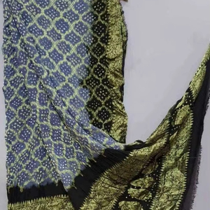 Pure Georgette Banarasi Bandhani Dupatta Bandhani traditionnel Gharchola Dupatta en pure soie Gaji - Product Image 1