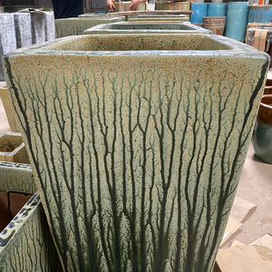 Urne en céramique émaillée résistante au gel, fabriquée à la main, écologique, durable, avec trou de drainage, personnalisable, pour jardin extérieur, maison - Product Image 4