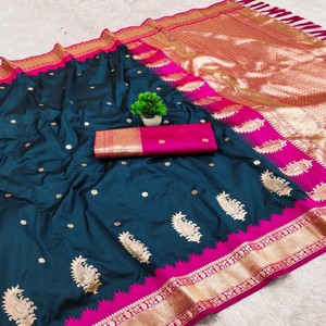 VASTRA COTTAGE Sari de Seda Banarasi Suave con Tejido Zari, Pequeños Motivos, Borde de Pallu con Rico Contraste, Diseño Tradicional - Product Image 3