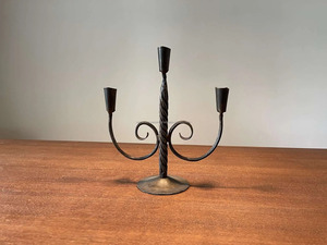 เชิงเทียนขนาดใหญ่แบบโบราณและเก่า | มีเทียน3แท่งแบบตั้งเชิงเทียนเหล็กดัด - Product Image 5