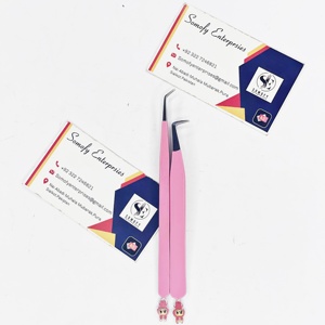 Pinzas para Pestañas La Bubbu Bottom Design Hechas a Mano con Precisión, Duraderas, de Acero Inoxidable, 10 mm de Longitud, con Punta Serrada/Lisa/Dentada - Product Image 3