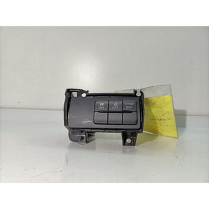 PANEL DE BOTONES DE MODAÑDA MAZDA MX-5 Serie ND5V66170 PE (18>) - Product Image 1
